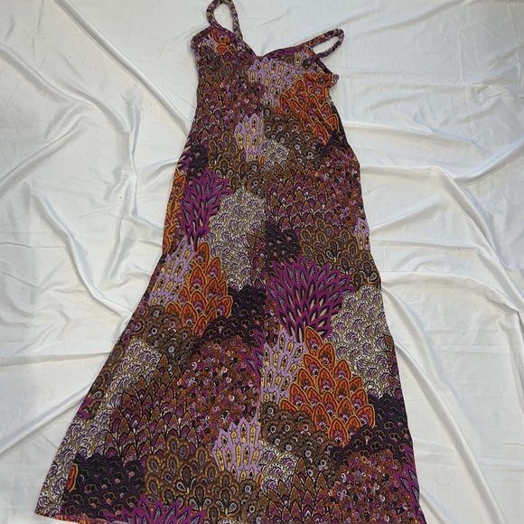 Flowy Bohemian Dress - Picture 2 of 2